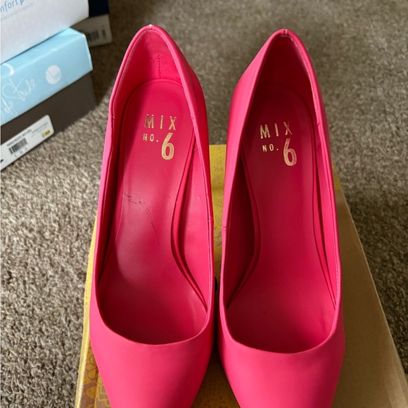 Pink Stiletto Heels - Picture 2 of 5